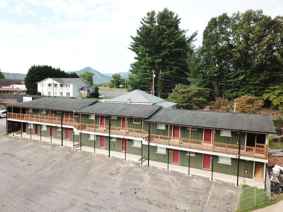 Retreat On The Lake Hiawassee Exterior foto